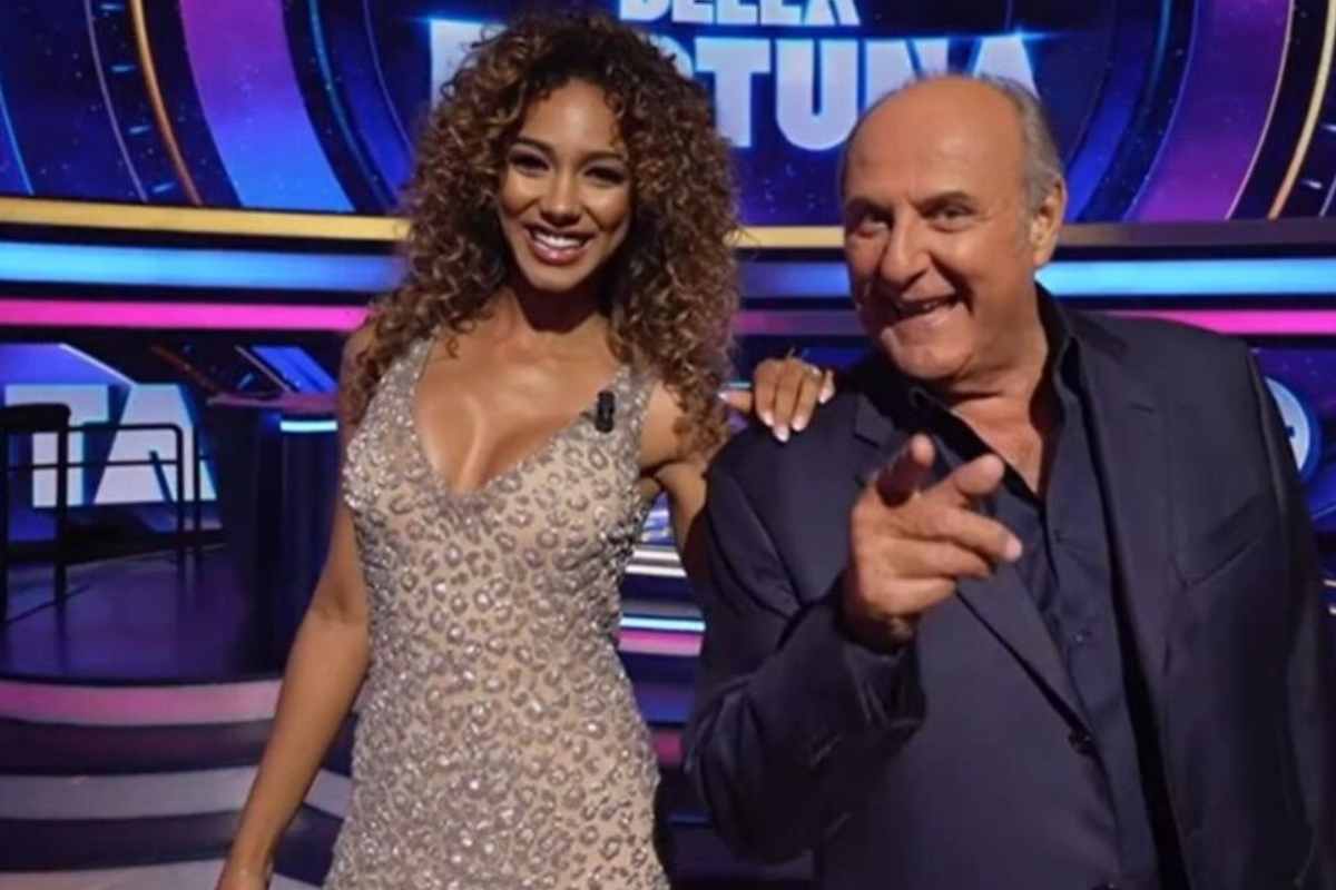 samira e gerry scotti durante una puntata